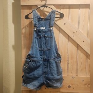 Women's overall shorts